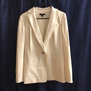 Ann Taylor off white suit Jacket size 6